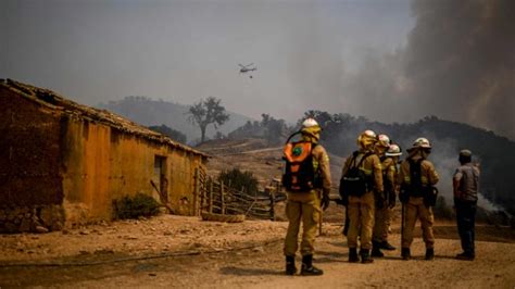 Wildfires in Portugal spread in the Algarve with 1,400。